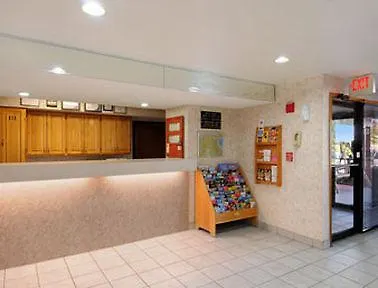 Hotel Super 8 By Wyndham Mundelein/libertyville Area 2*