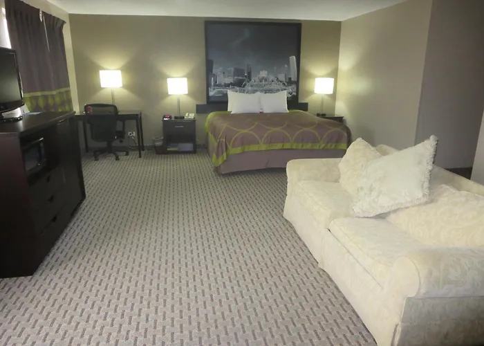 Hotel Super 8 By Wyndham Mundelein/libertyville Area 2*
