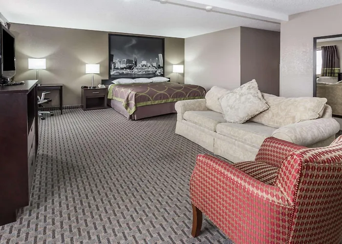 Hotel Super 8 By Wyndham Mundelein/libertyville Area