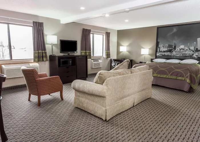 Super 8 By Wyndham Mundelein/libertyville Area