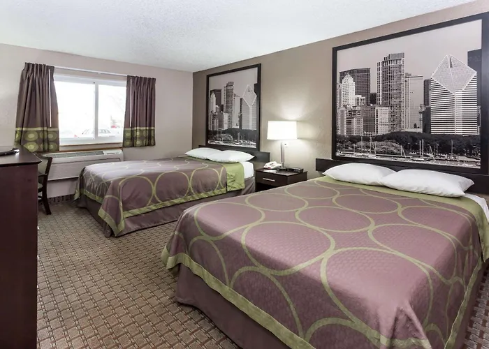 Super 8 By Wyndham Mundelein/libertyville Area Mundelein