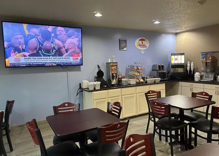 Super 8 By Wyndham Mundelein/libertyville Area