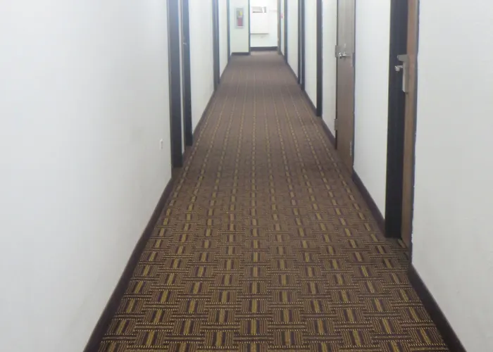 Super 8 By Wyndham Mundelein/libertyville Area Hotel Mundelein
