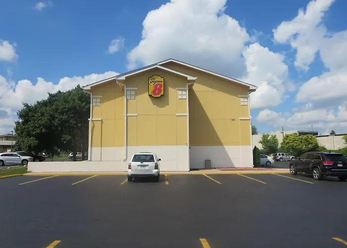 Super 8 By Wyndham Mundelein/libertyville Area 2*