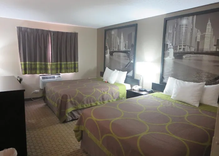 Hotel Super 8 By Wyndham Mundelein/libertyville Area Mundelein